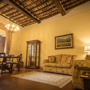 Luxury Piazza Grande Italia