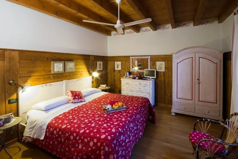 *** לינה וארוחת בוקר ברגמו B&B La Casa Di Campagna איטליה
